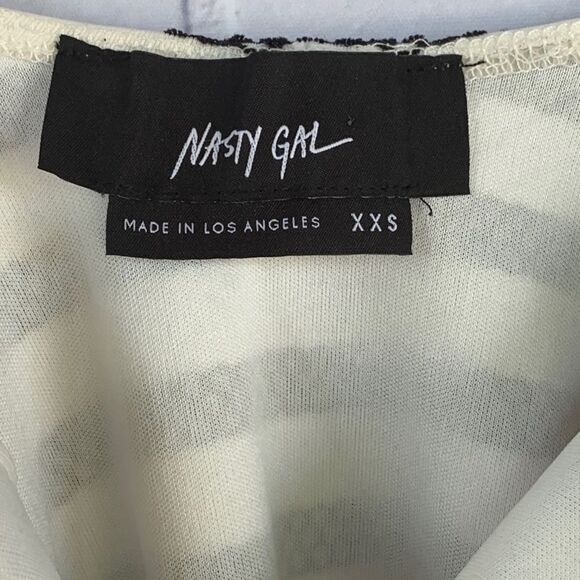 Nasty Gal White Bodycon Dress Crochet Deta… - Picture 4 of 4